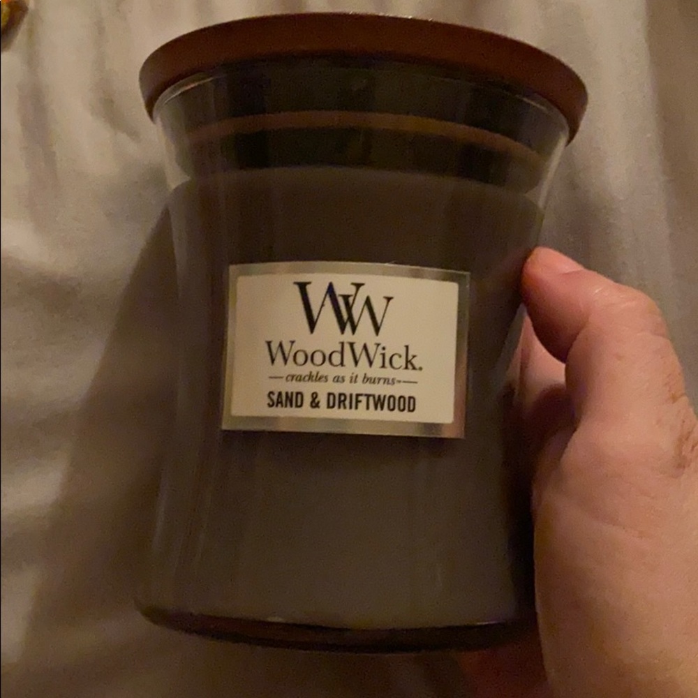 Woodwick Candle Sand &Driftwood Pillar